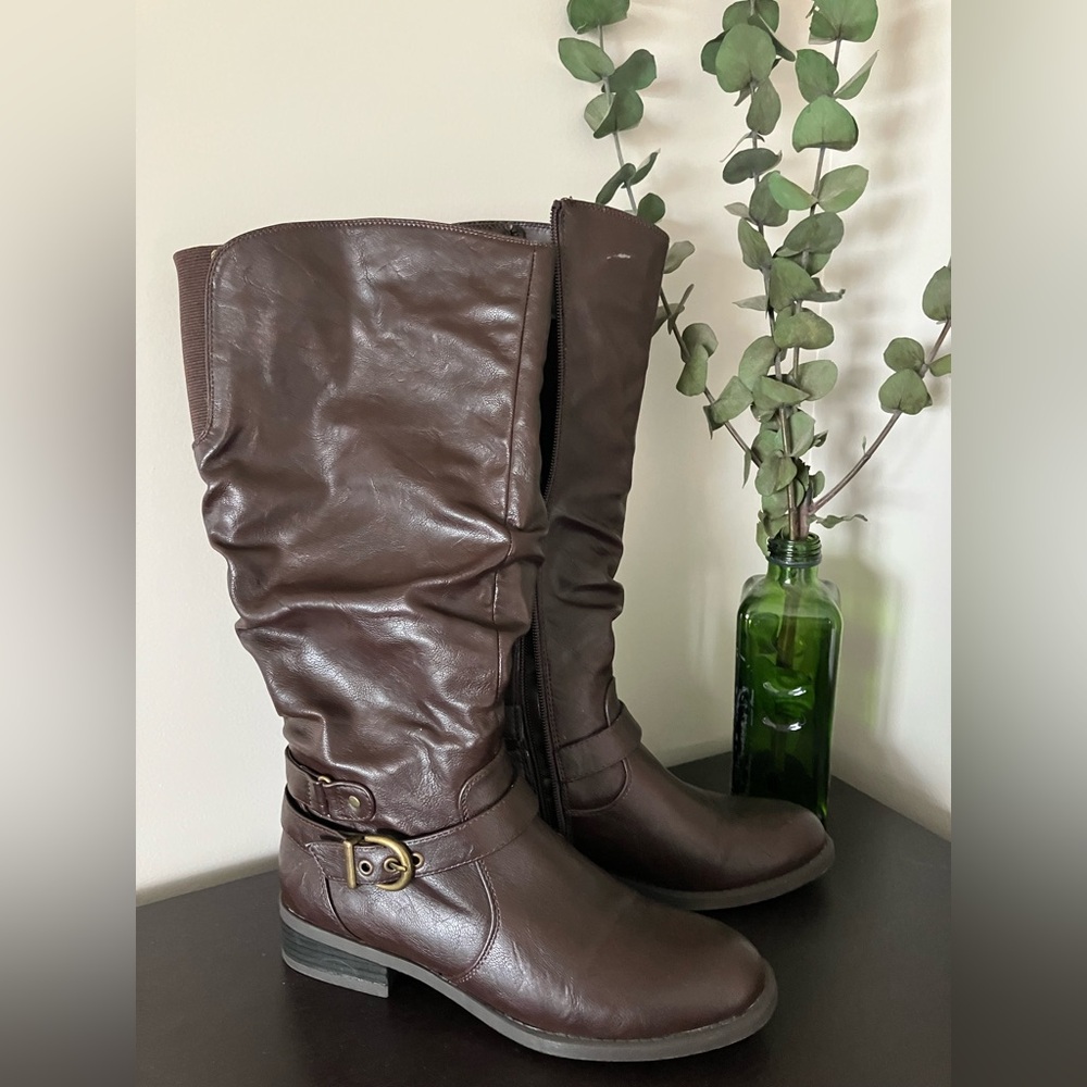 White Mountain Leather Riding Boots